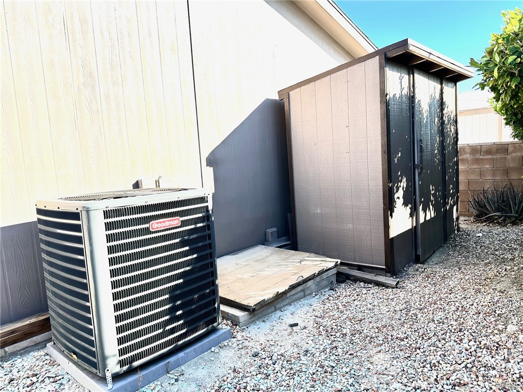 Dillion Estates (60045) - Manufactured In Park