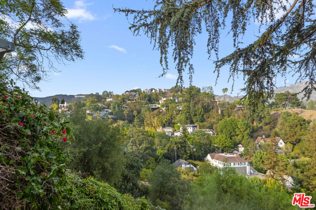 The Los Feliz Oaks - Residential Lease