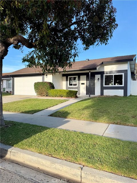 Photo of 4614 Concord Way, Oxnard, CA 93033 (MLS # SR26081820)
