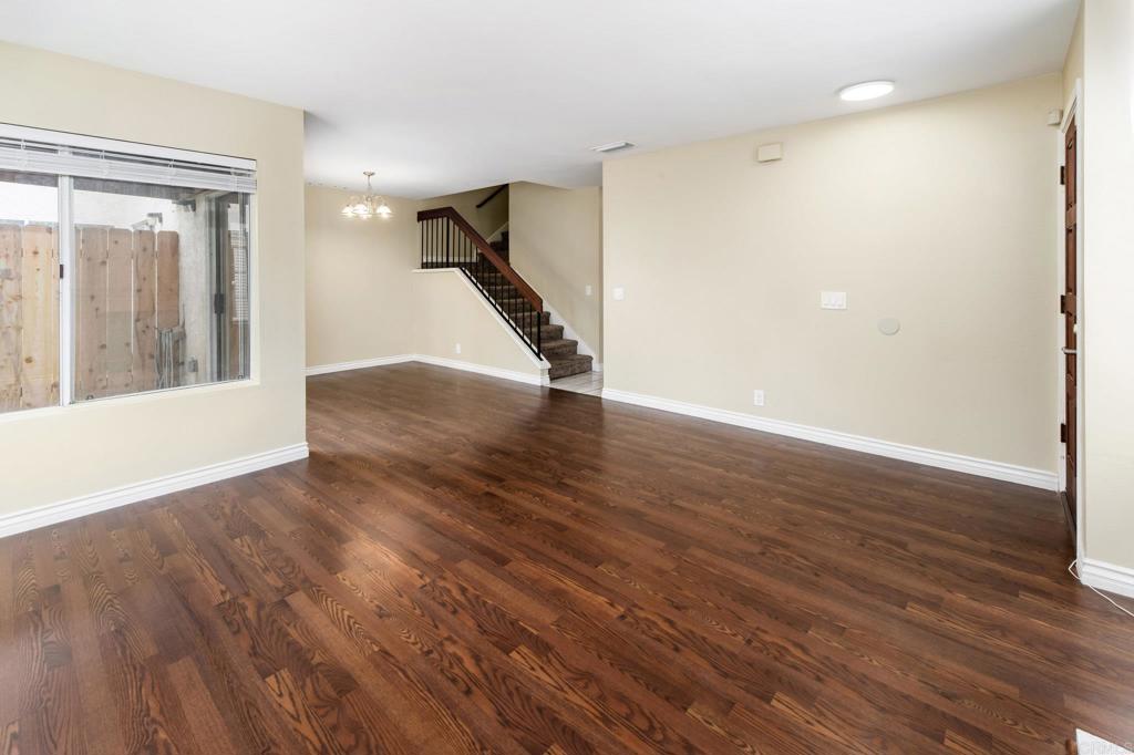 1253 Manzana Way