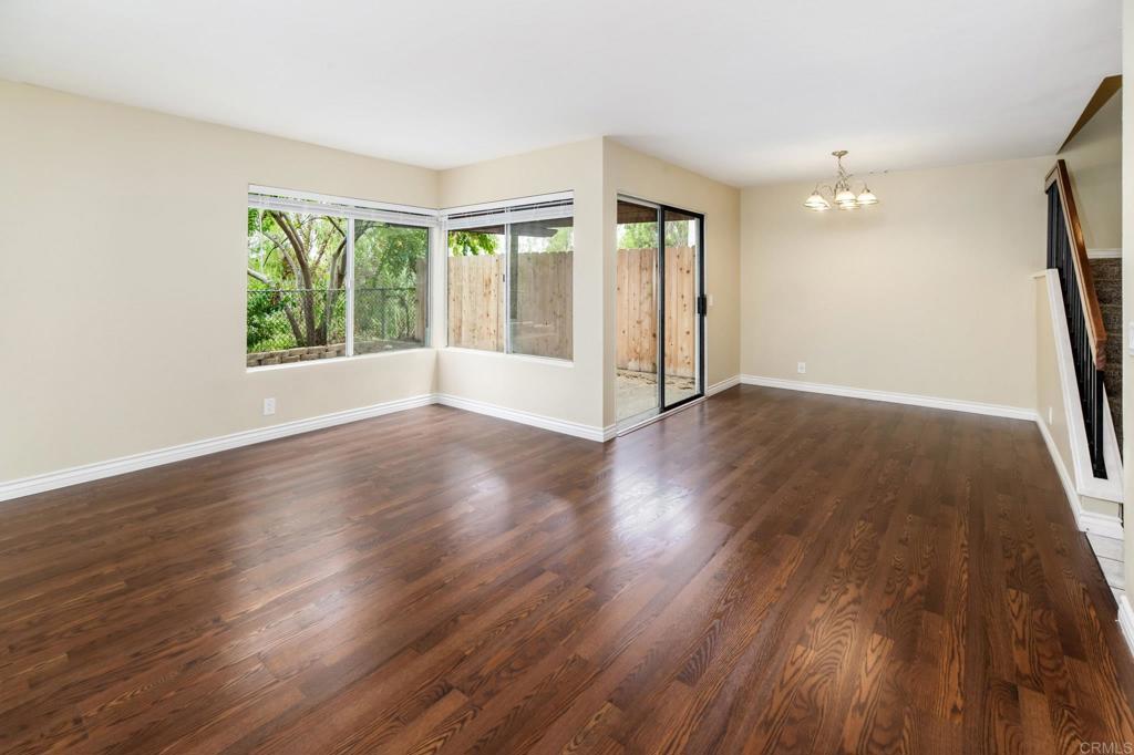 1253 Manzana Way