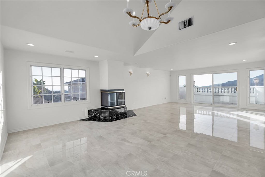 Not Applicable-105 - Residential Lease