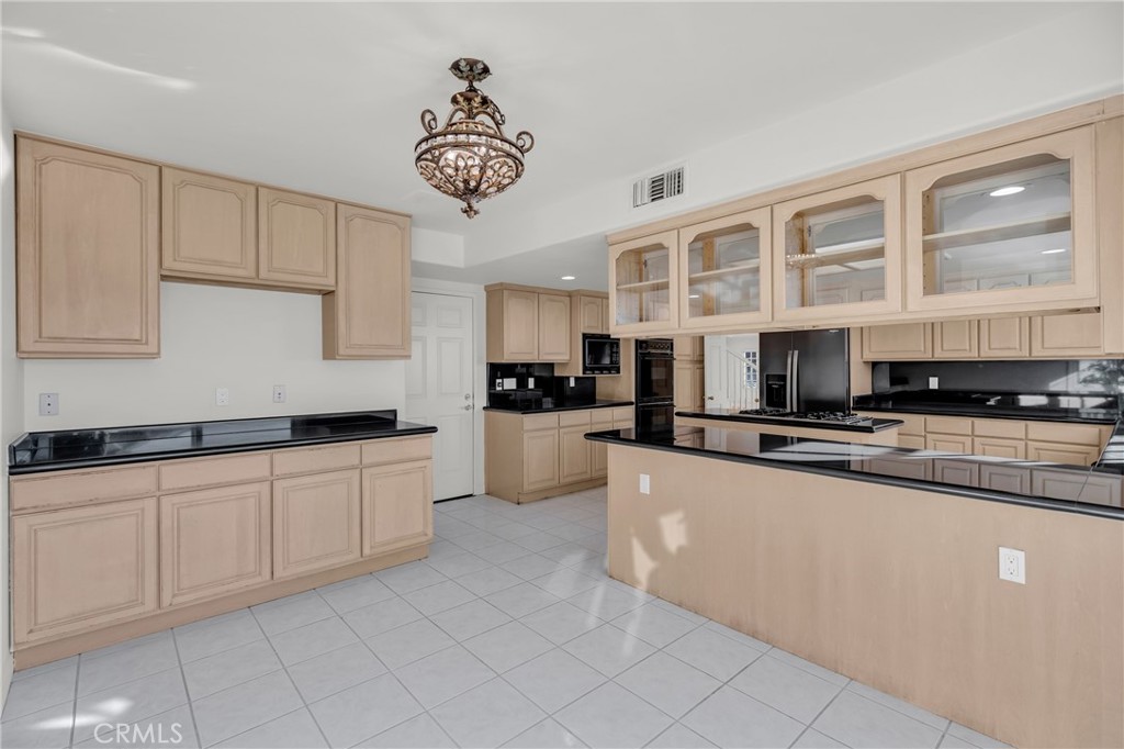 Not Applicable-105 - Residential Lease