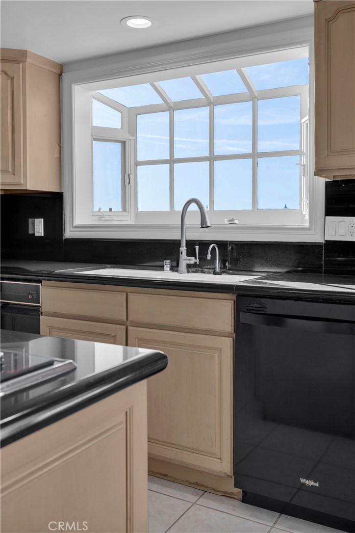 Not Applicable-105 - Residential Lease