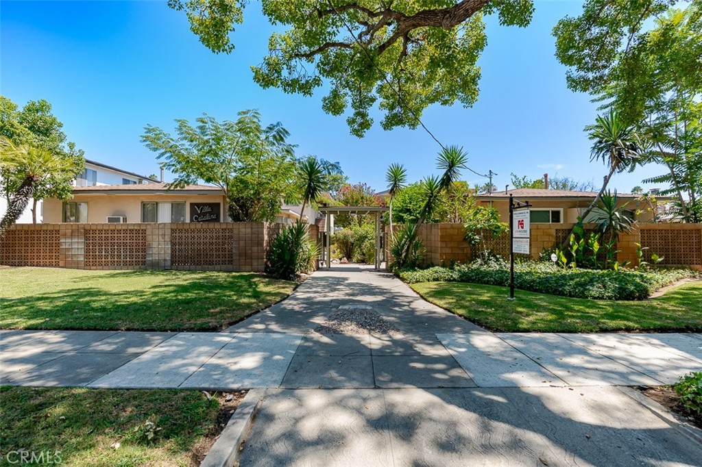 530 540 N Catalina Avenue