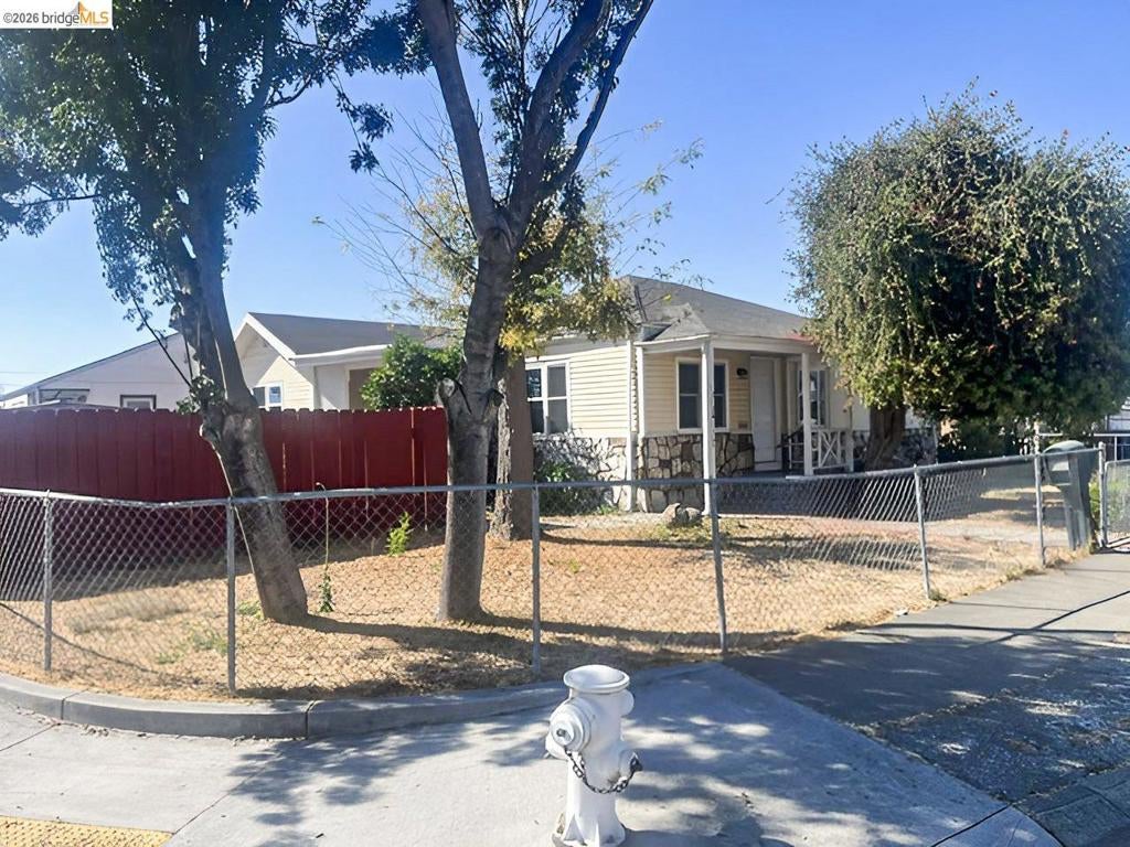 1565 Timothy Dr
