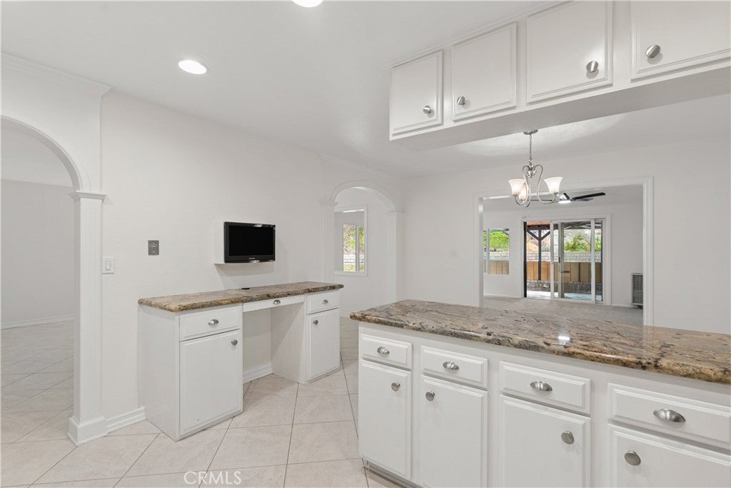16939 Highfalls