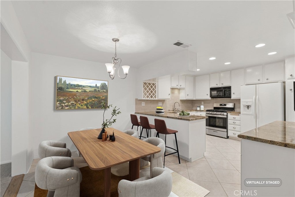 16939 Highfalls
