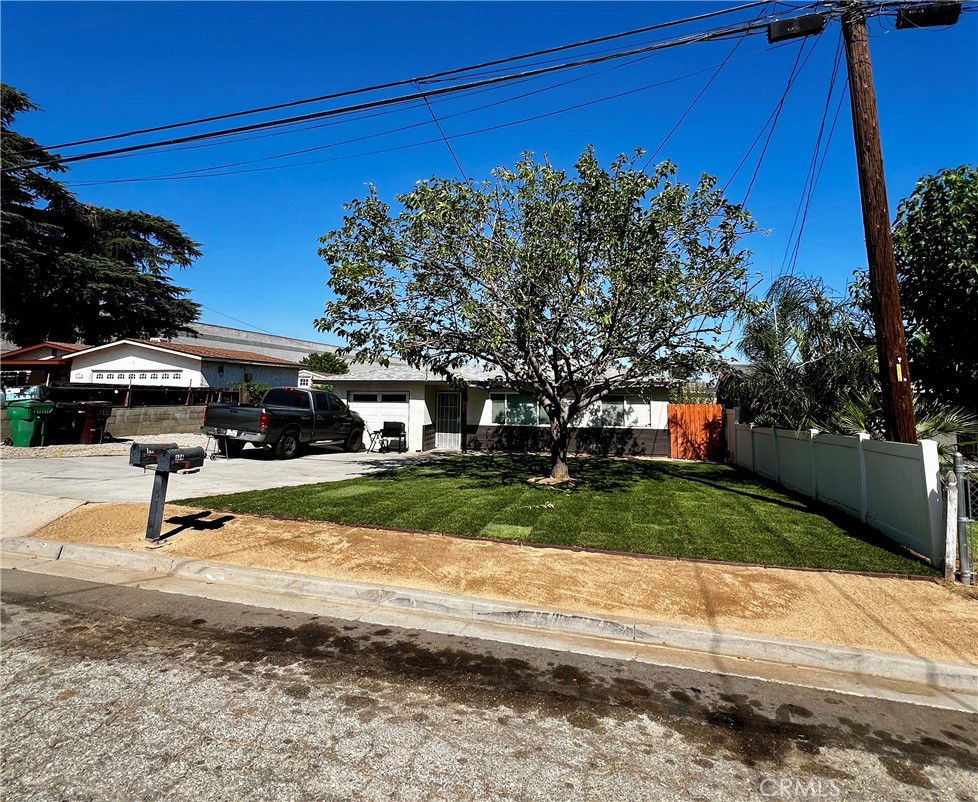 2 Units in the city of Beaumont!
Fantastic income-producing opportunity in the growing city of Beaumont, CA! This property features two units ideally located near the I-10 Freeway and CA-79, with convenient access to newer shopping centers. The main unit offers 3 bedrooms, 1 bathroom, and a 1-car garage. Recently rehabbed just two years ago, it showcases modern upgrades, including newer flooring, dual-pane windows, ceiling fans, and an updated kitchen and bathroom. The second unit is a charming 1-bedroom, 1-bath with the added convenience of inside washer and dryer hookups. It has also been recently renovated with newer flooring, an upgraded kitchen and bath, stylish lighting, and ceiling fans. Perfect for a first-time buyer to live in one unit while renting the other, or for an investor seeking to expand their portfolio with a solid income property. Contact the listing agent for full income-generating details.