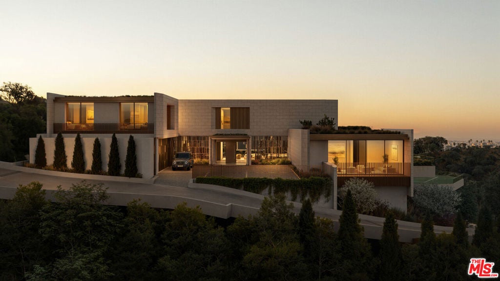 1759 Clear View Drive