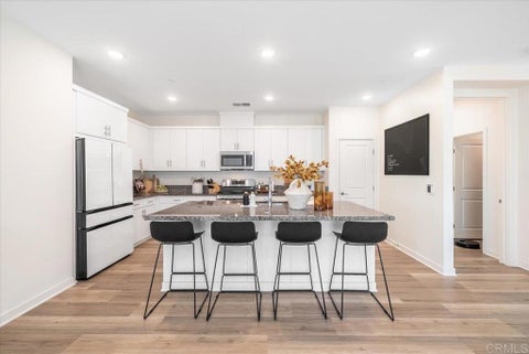 Tiny photo for 461 Meadowood Street, Fallbrook, CA 92028 (MLS # NDP2609626)
