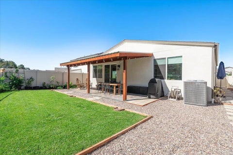 Tiny photo for 461 Meadowood Street, Fallbrook, CA 92028 (MLS # NDP2609626)