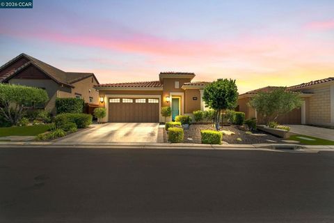Photo of 1929 Burgundy Lane LN, Brentwood, CA 94513 (MLS # 41134183)