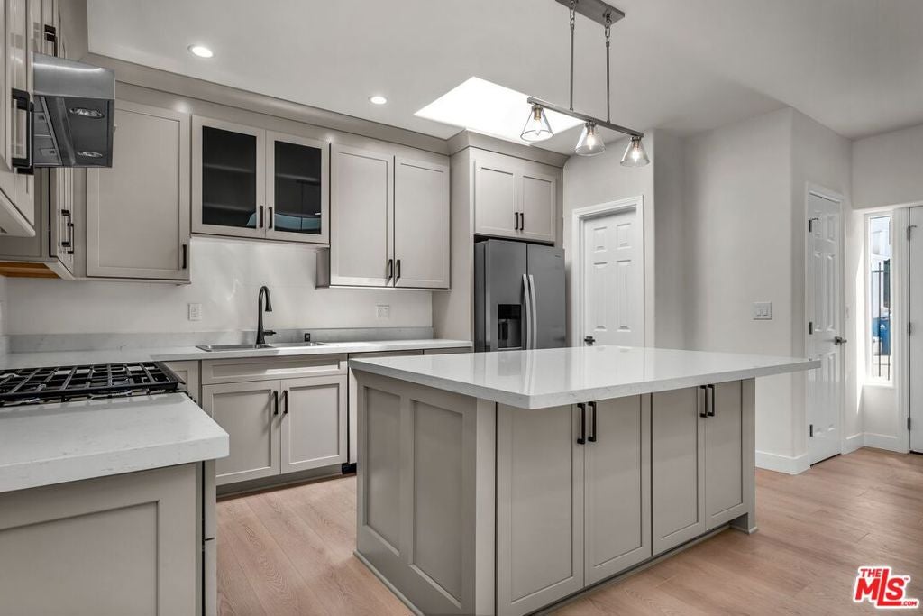 303 Culver Boulevard