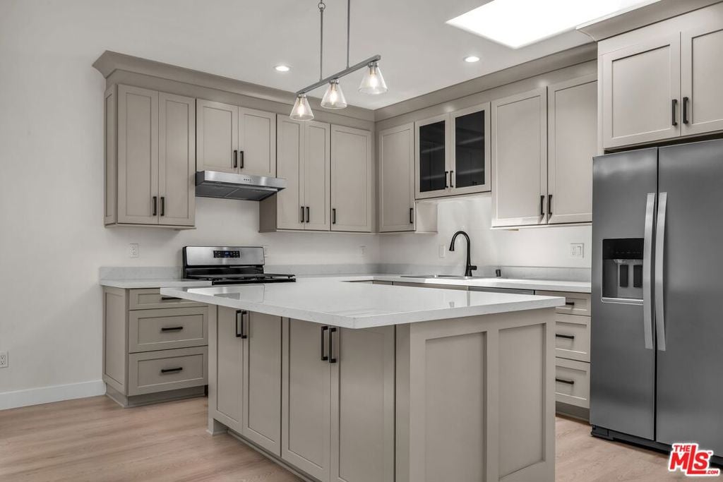 303 Culver Boulevard