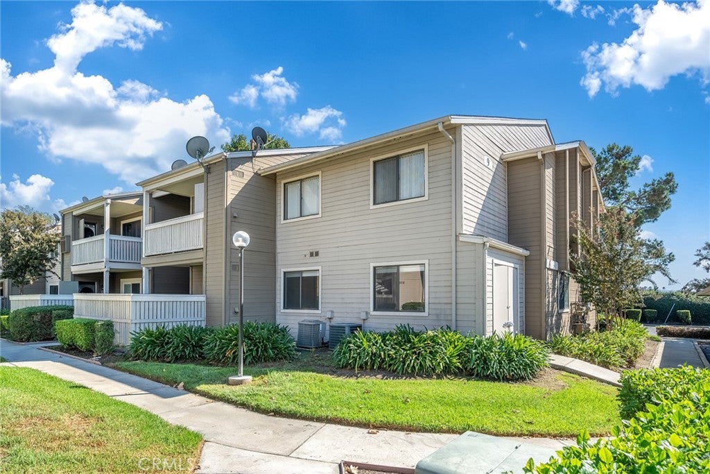 1309 W Mission Boulevard 79