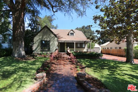 Photo of 1609 Capistrano Avenue, Glendale, CA 91208 (MLS # 26704541)