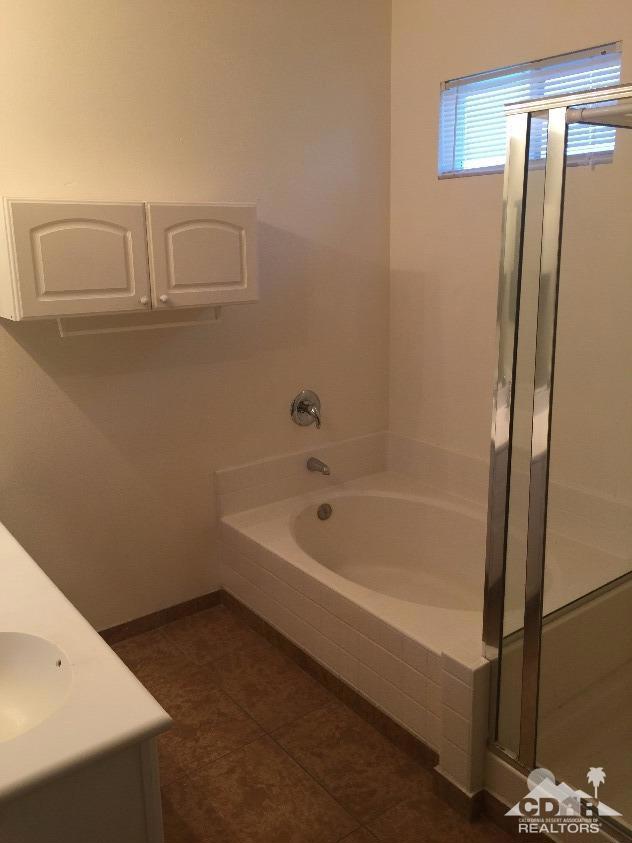 Flora Vista - Residential Lease