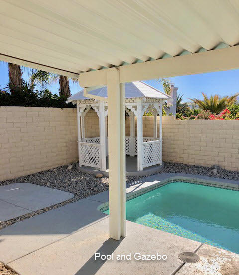 Flora Vista - Residential Lease