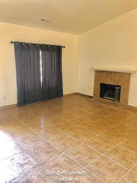 Flora Vista - Residential Lease