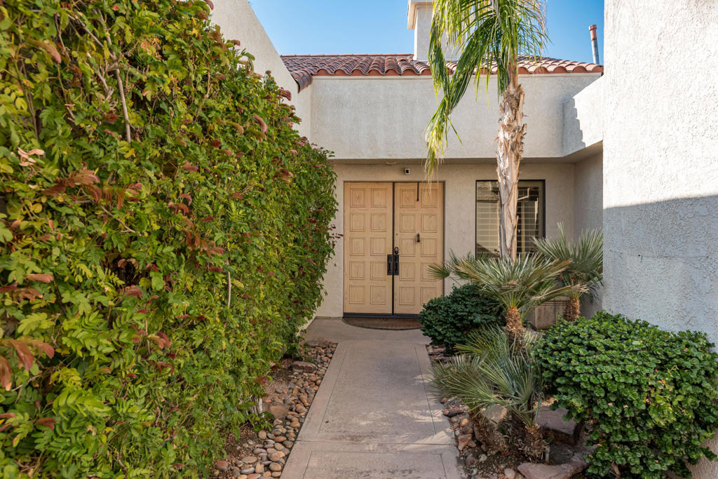 10401 Sunningdale Drive
