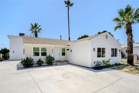 Photo of 8435 Rincon Avenue, Sun Valley, CA 91352 (MLS # GD26113775)