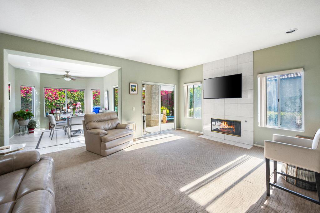 Laguna De La Paz - Residential Lease