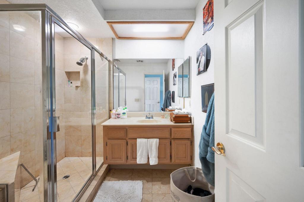 Laguna De La Paz - Residential Lease