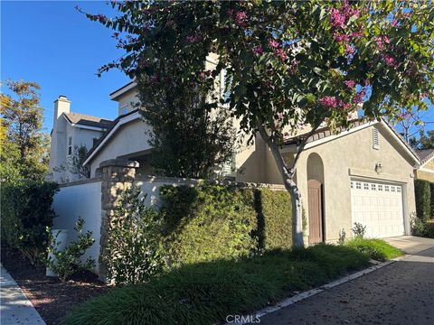 Photo of 24 Bower Ln, Ladera Ranch, CA 92694 (MLS # PW26042219)