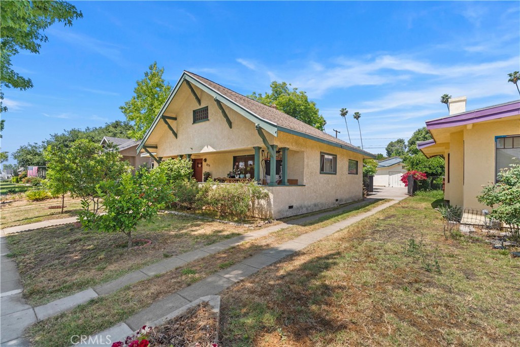**Prime Location in North Alhambra, Near South Pasadena and San Marino, in a Top-Rated School District** Situated on a spacious 8,210 SQFT lot, the main house boasts 1,822 SQFT of living space, with a large living room, and 3 bedrooms have wood floors. 3 bathrooms and kitchen remodeled. And a bright sunroom has 200 Extra SQFT not including 1822 SQFT. The back unit has approximately 1000 SQFT living space built in 2012 without permits, includes 2 bedrooms, 1 bathroom, and a kitchen, and large living room. Very convenient to go to Costco, Alhambra Hospital, LA Fitness, Alhambra High School, Park, Huntington Library, and Pasadena old town and college. This versatile property features two units offering a range of living possibilities. Perfect for a large family, you can occupy both units, live in one and rent the other, or lease both as separate rental units. Don't miss this incredible opportunity to own a property with endless potential in a prime location!