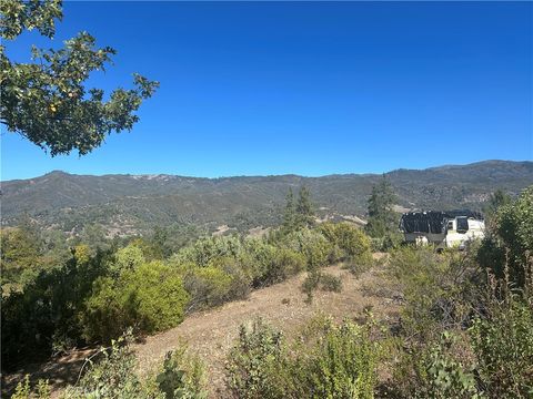 Photo of 1725 Clover Valley Rd, Upper Lake, CA 95485 (MLS # LC25243284) Photo of 1725 Clover Valley Rd, Upper Lake, CA 95485 (MLS # LC25243284)
