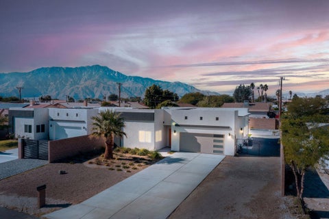 Photo of 15553 Avenue Manzana, Desert Hot Springs, CA 92240 (MLS # 219150958DA)