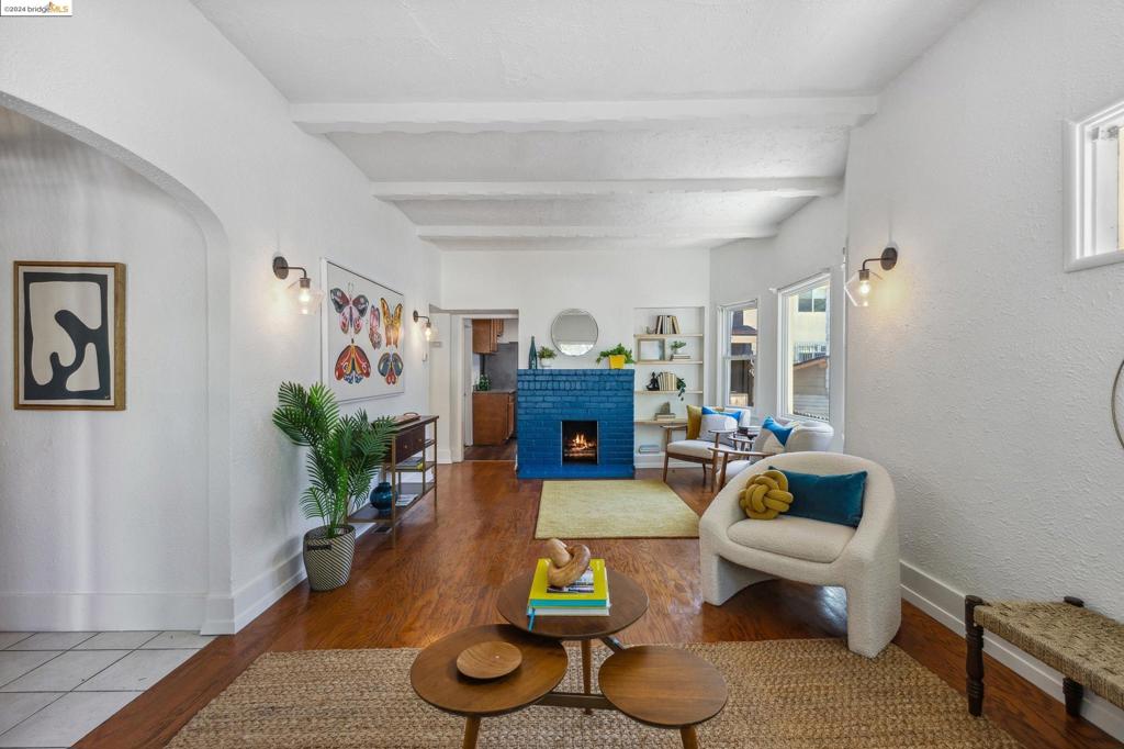 DIMOND DISTRICT - Residential