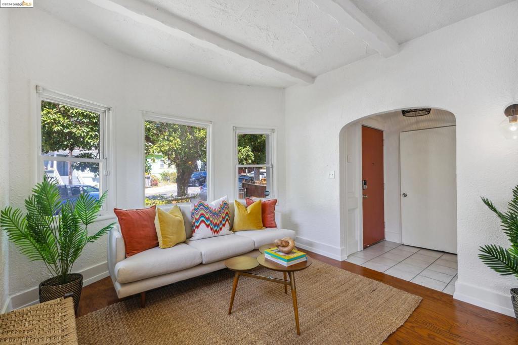 DIMOND DISTRICT - Residential