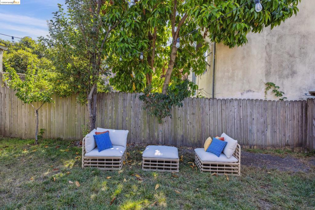 DIMOND DISTRICT - Residential