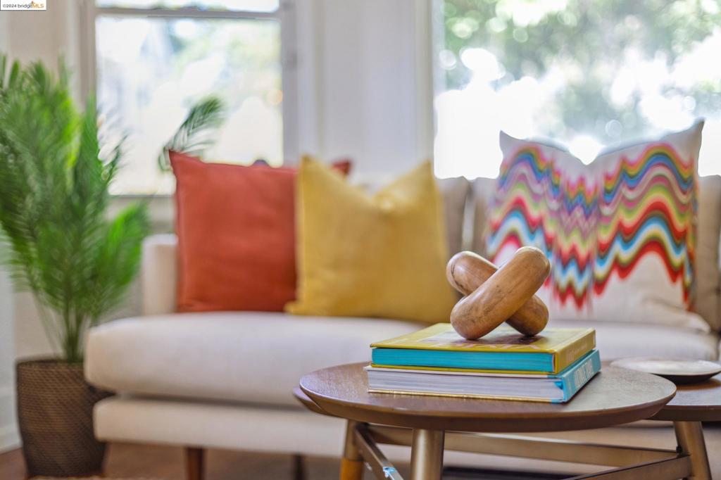 DIMOND DISTRICT - Residential