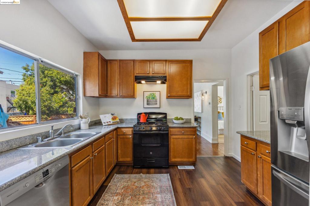 DIMOND DISTRICT - Residential