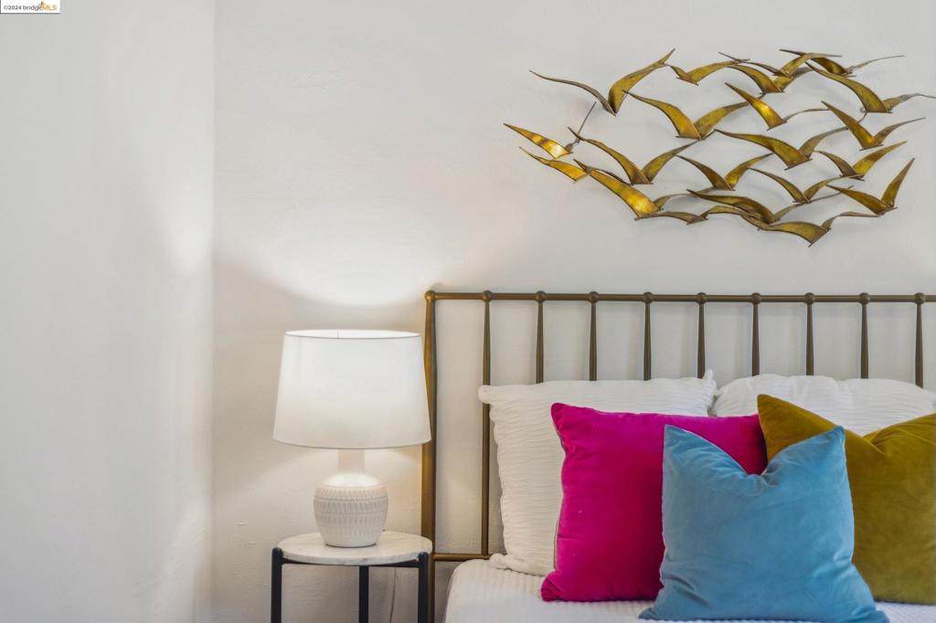 DIMOND DISTRICT - Residential