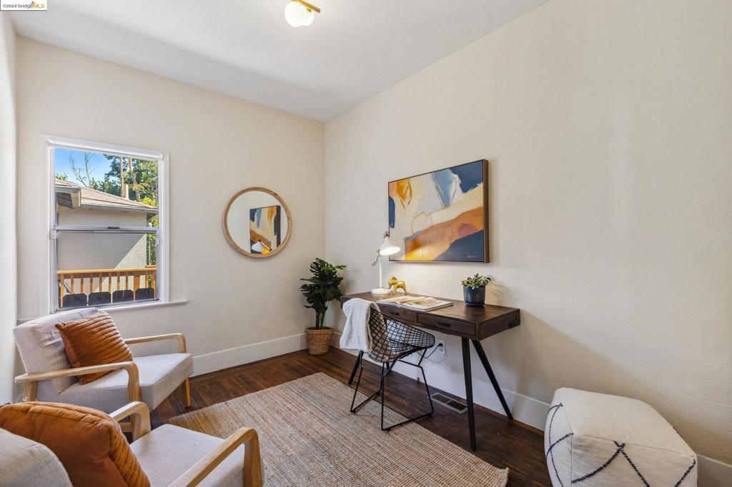 DIMOND DISTRICT - Residential