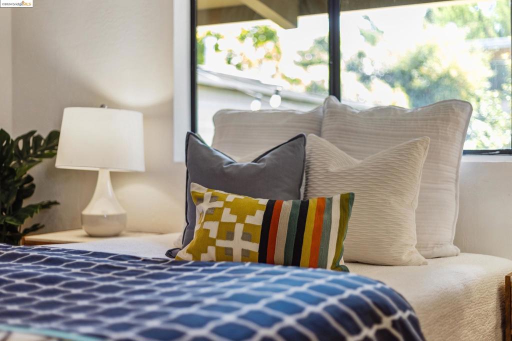 DIMOND DISTRICT - Residential