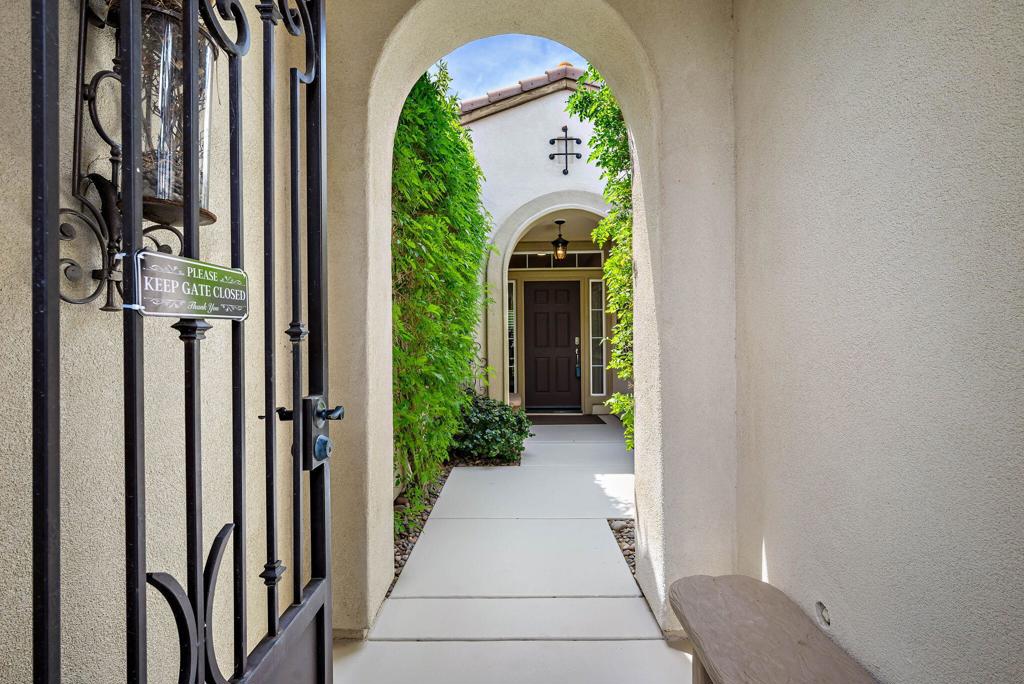 60179 Honeysuckle Street