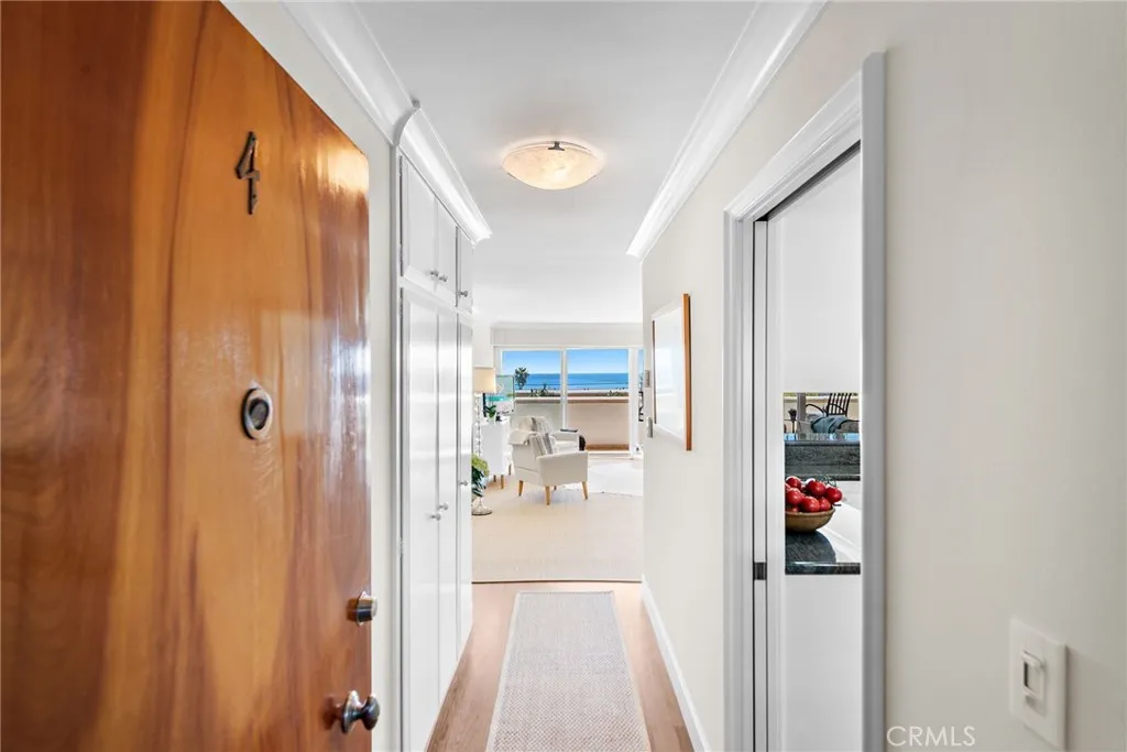 Laguna Beach, California 92651, United States, 2 Bedrooms Bedrooms, ,2 BathroomsBathrooms,Residential,Active,232697