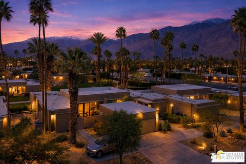 Photo of 1747 E El Alameda, Palm Springs, CA 92262 (MLS # 26637335PS)