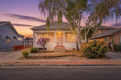 Photo of 1270 Pierce Street, Santa Clara, CA 95050 (MLS # ML82039210)