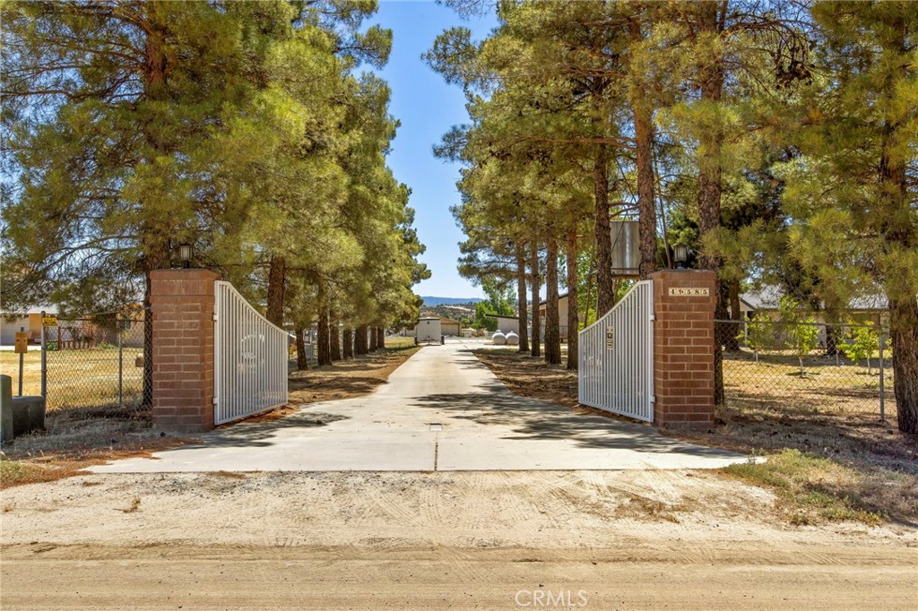 49585 Flightline Way