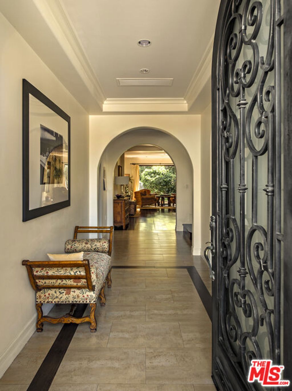 Photo of 7222 Kentwood Avenue, Los Angeles, CA 90045 (MLS # 26669729)