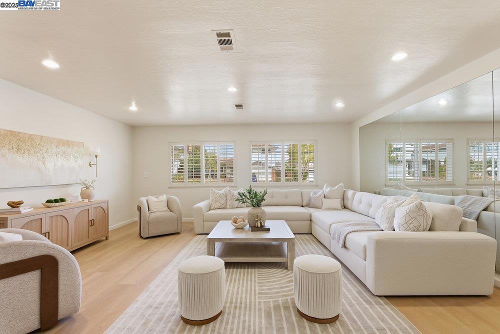 SUNNYVALE - Residential