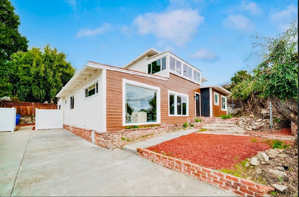 Photo of 2423 Rockdell St, La Crescenta, CA 91214 (MLS # CV25248753)