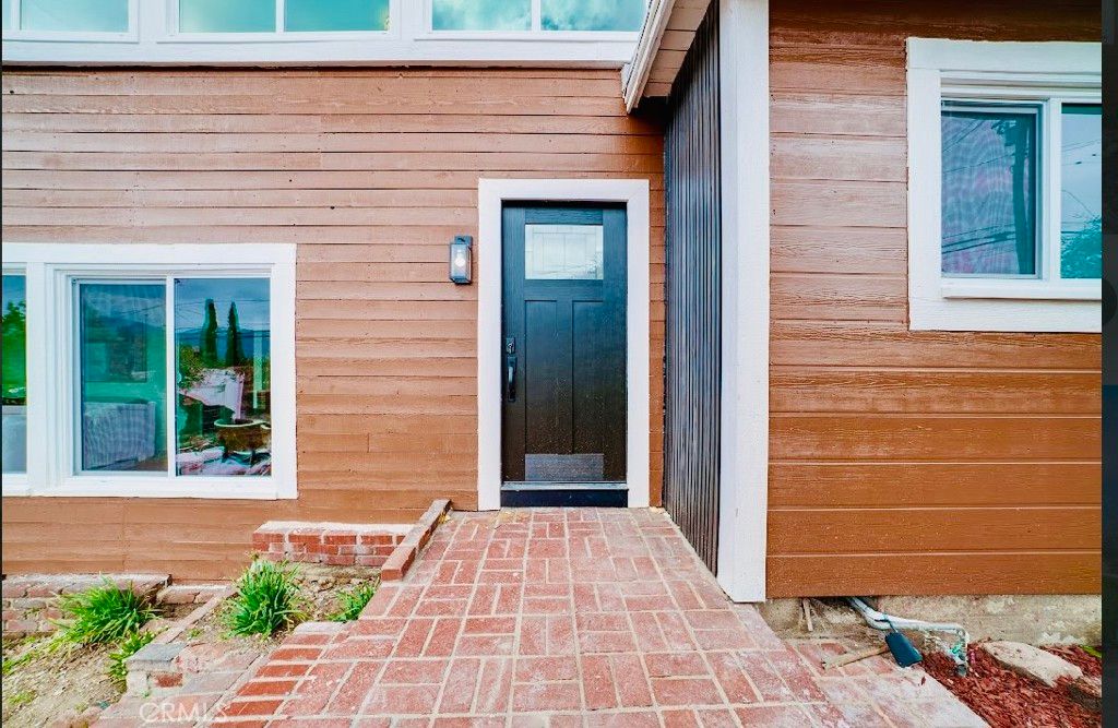 Photo of 2423 Rockdell St, La Crescenta, CA 91214 (MLS # CV25248753)