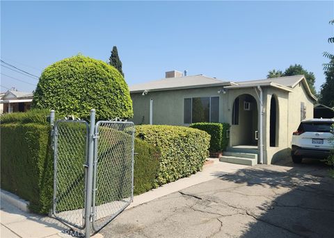 Photo of 13754 Weidner St, Pacoima, CA 91331 (MLS # SR25243451)